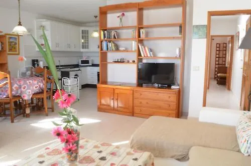 Apartamento Casa Mamen Spacious With Sea Views Puerto del Carmen (Lanzarote)